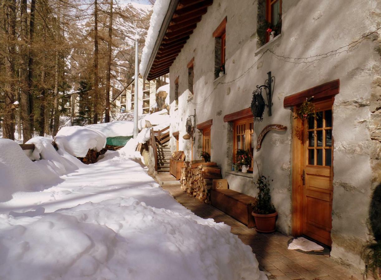 B&B Le Temps D'Une Pause Champorcher Eksteriør bilde